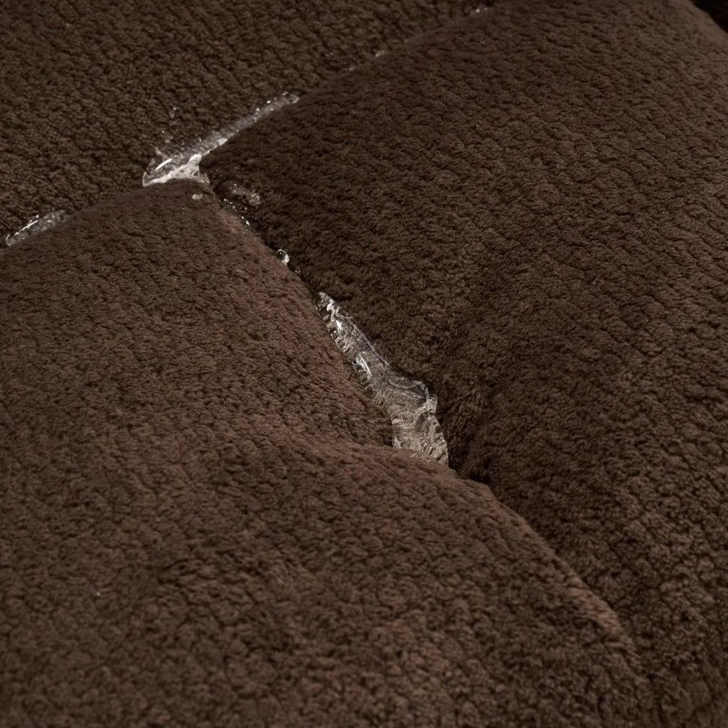 Water-repellent fabric protection on Korser Marlow velvet upholstery